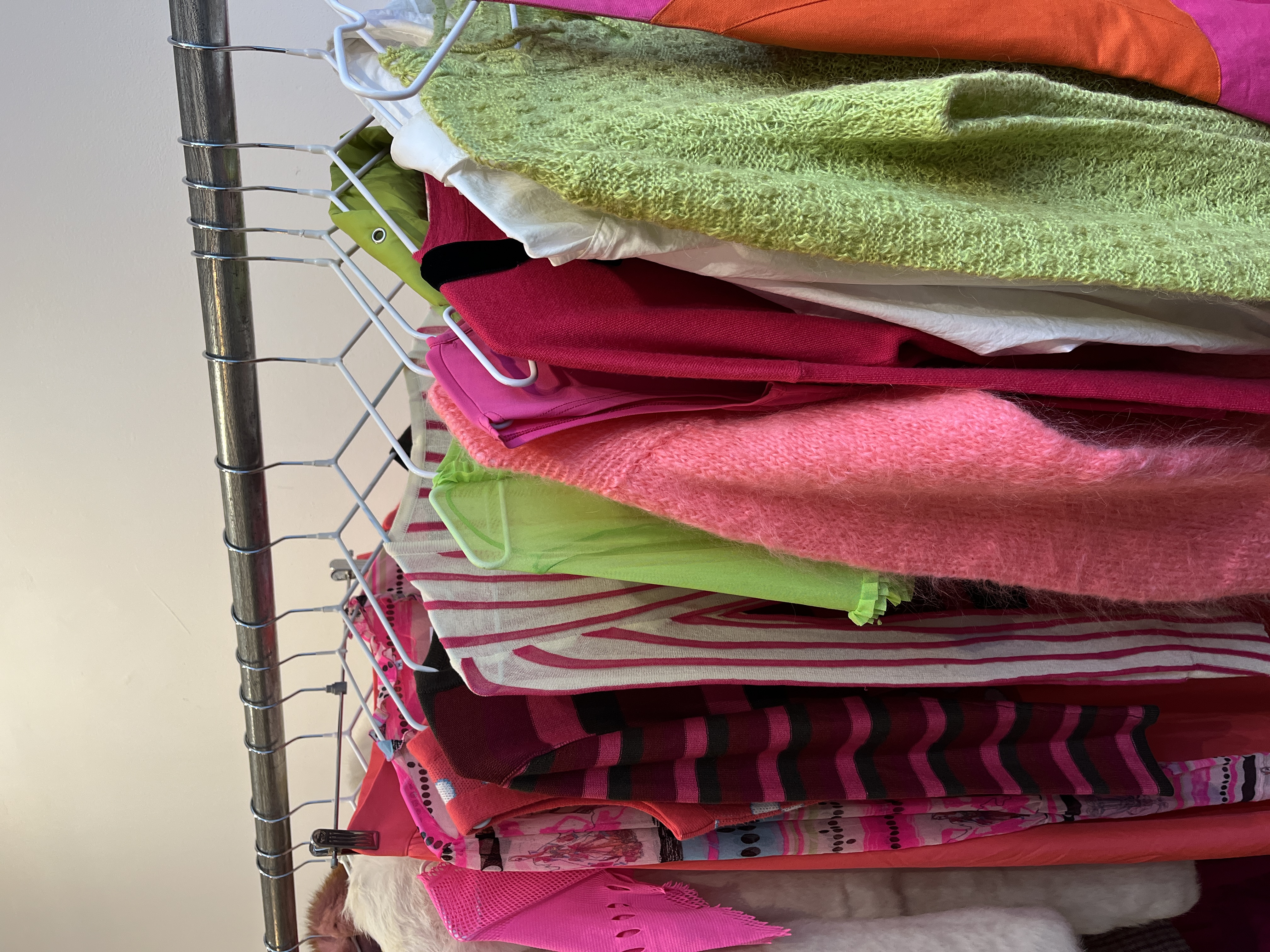 Clothes rack