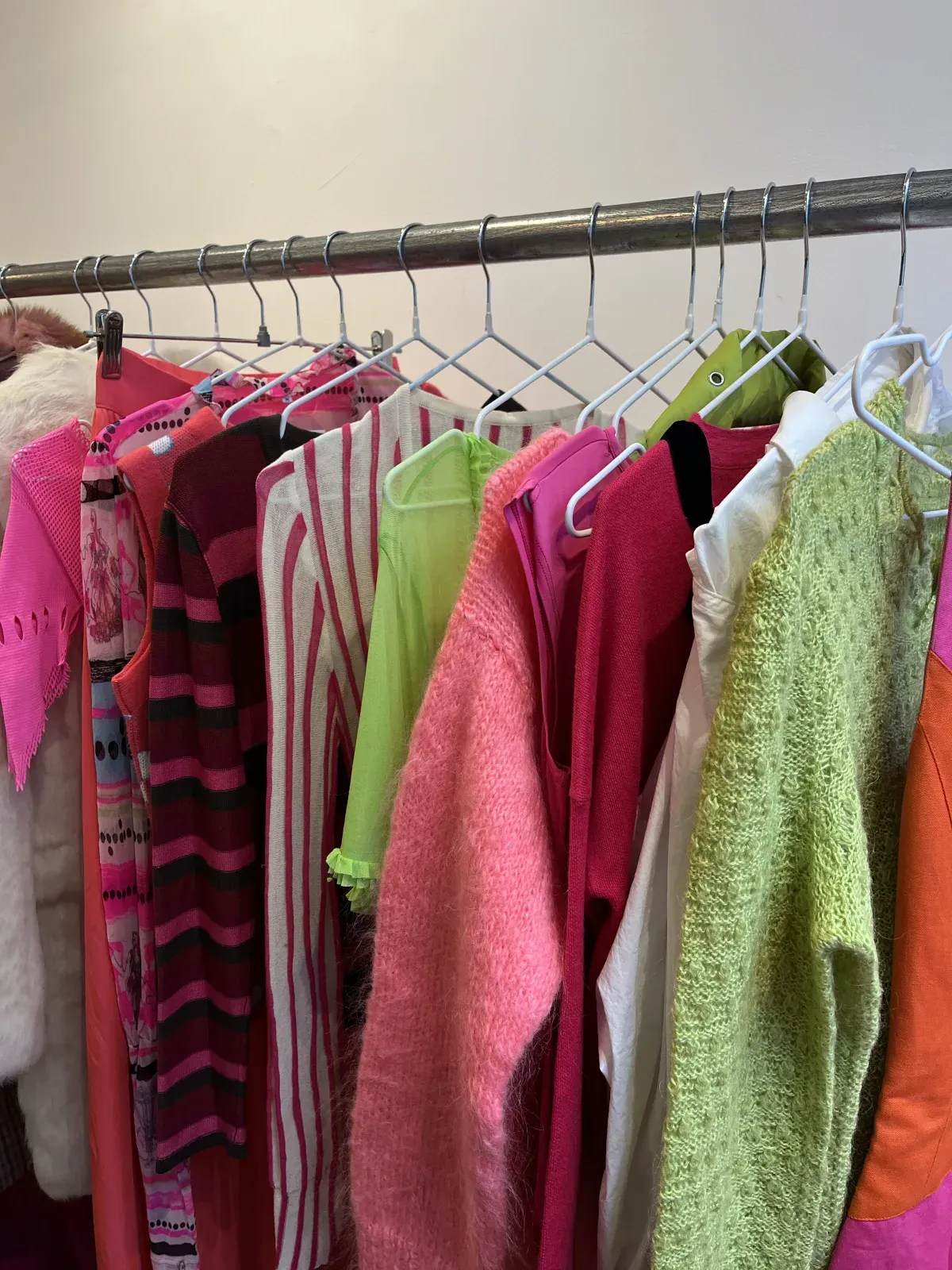 Clothes rack